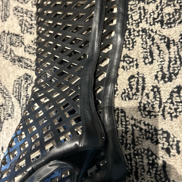 Michael Kors Boot - Picture 2 of 2